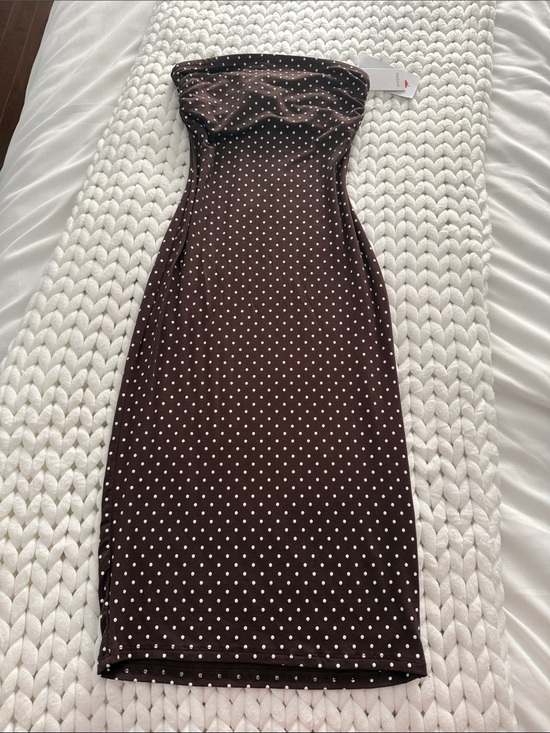 Dresses & Skirts - Strapless Brown Polka Dot Bodycon Dress